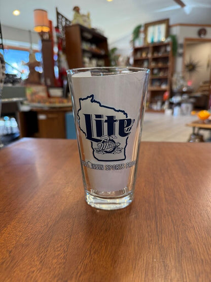Vintage Milwaukee Brewers Miller Lite Pint Glass